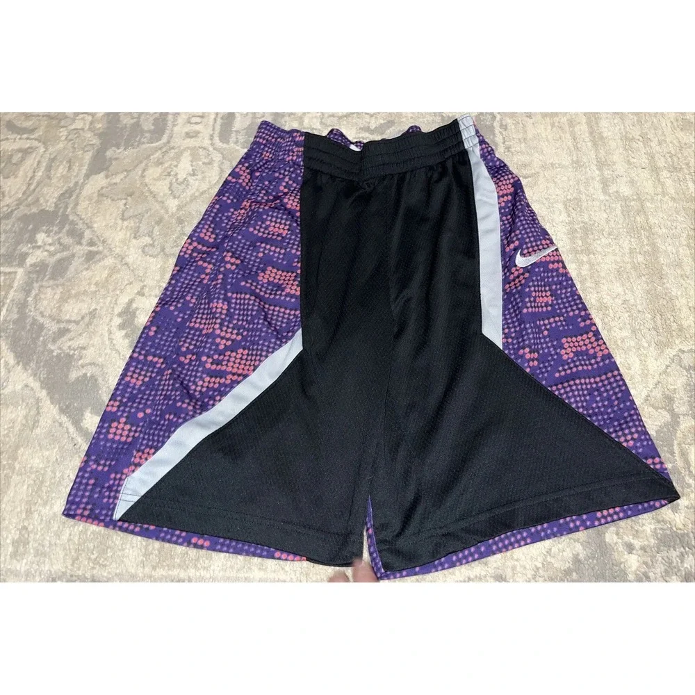 Nike boys dri fit Basketball shorts Black Purple Youth boys Sz‎ xl X-Large